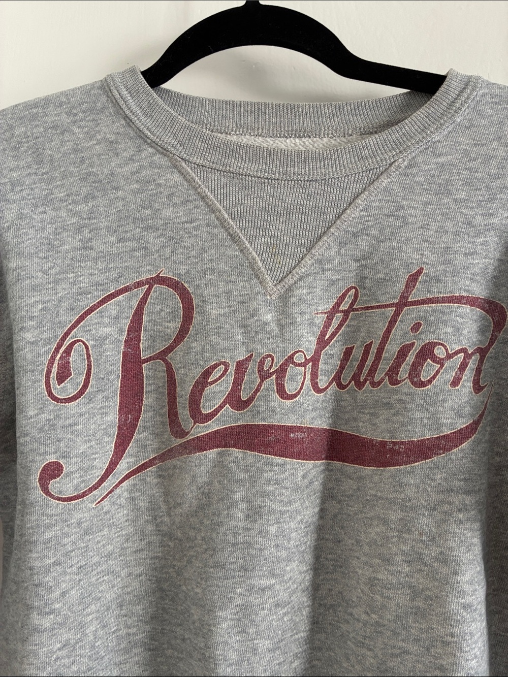 Isabel Marant Gray Crewneck Sweatshirt with Maroon Script “revolution” size 34 - Picture 4 of 6